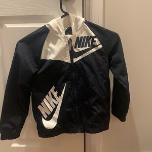 Nike windbreaker in navy and white